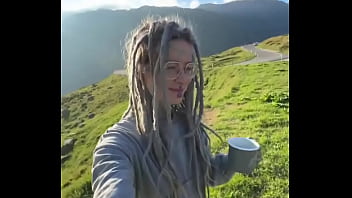 Coffee outside in nature—so beautiful ️ what’s your go to outdoor beverage #outdoorcoffee #naturelovers #co