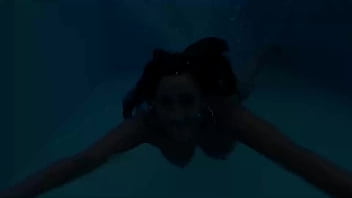 Bondage nympho maxine x likes when scott treats her as a sex slave