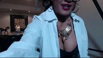 Filling herself up maxine x plays with her toys ass & asian cunt