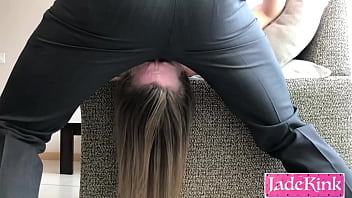Boss misusing his sexy secretary and deepthroat mouth fucked