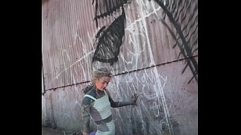 What a training…bitten by a wasp in the middle finger i think it’s a sign to rise the middle finger more often