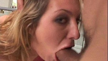 Pussy Squirting 071 thumbnail