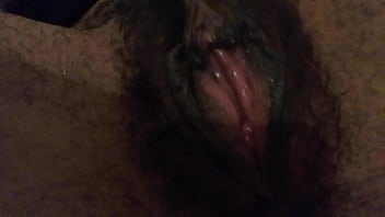 A morena não aguentou a tesão