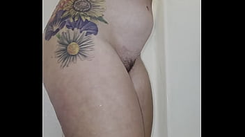 Short video of her fat ass and peeing in the shower