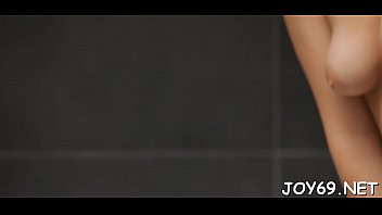 Solo hotty rubs itching cunt