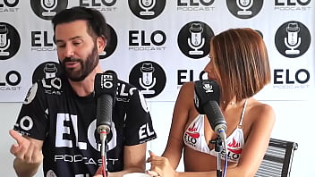 La hermosa modelo aisha cuenta como le gusta follar