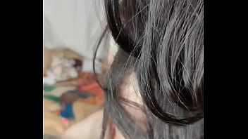 Hermosa latina amateur bien cachonda recibe facial al final