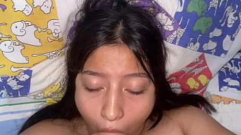 Que delicia de mamada que me pega mi cuñada