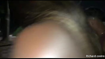 A mulata mais gostosa do brasil fernanda chocolate fazendo squirt dentro do carro