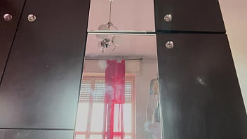 Sexy maid outfit unboxing & sensual mirror cleaning – real amateur by lollolara91