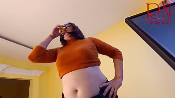 Grow like a tower giant secretary in the office the manager guy is very surprised by her height full video 267