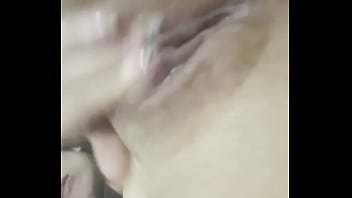 Me masturbo rico para quitarme el estrés quieres ver lo ric que me masturbo