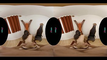 Hot brunette just wants you to pound her fuck hole in virtual reality