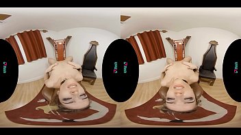Hot brunette just wants you to pound her fuck hole in virtual reality