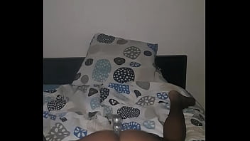 Se Sodomiser En Body Avec Son Gode En Verre thumbnail