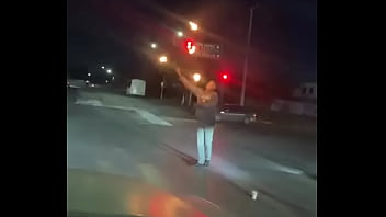 Aqui tirando palos de fuego