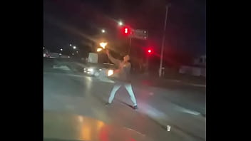 Aqui tirando palos de fuego