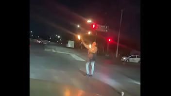 Aqui tirando palos de fuego