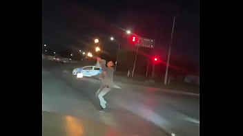 Aqui tirando palos de fuego