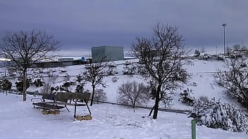 Meneandomela en la nieve