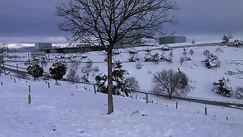 Meneandomela en la nieve