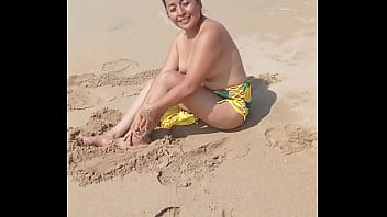 Tomando el sol en la playa