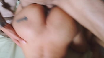 Eu de cachorrinha sentindo o pau do meu marido