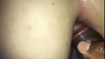 Fui meter devagar e acabei destruindo o cu dela com força