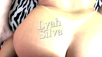 O marido da minha amiga me fodeu gostoso de quatro