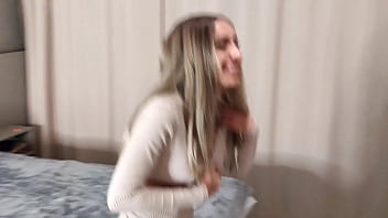 Sou a puta mais safada chego em casa doida pra sentar com o cuzinho e o meu macho goza na minha bunda Sou a puta mais safada chego em casa doida pra sentar com o cuzinho e o meu macho goza na minha bunda