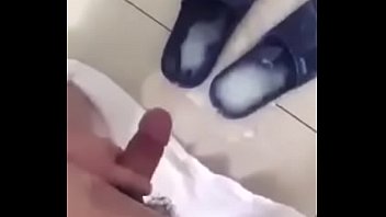 Thèm Sữa Chuối Trai Trẻ thumbnail