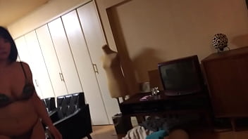 Kカップ子持ち人妻 水着撮影と騙して3p撮影 5