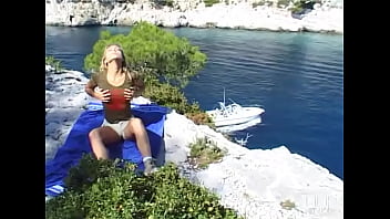 Her aching quim throbs in the sun