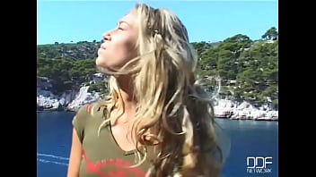 Her aching quim throbs in the sun