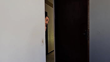 Enteada fica com tesão ao me ver no banho aí meu deus padrasto você teve múltiplos orgasmos na minha buceta e agora