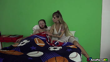 Um caso inacabado com minha madrasta