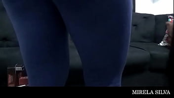 Brasileira linda gostosa dona de uma bunda grande bonita fazendo um sexo gostoso com um brasileiro dotado dona de um pau grosso grande e bonito