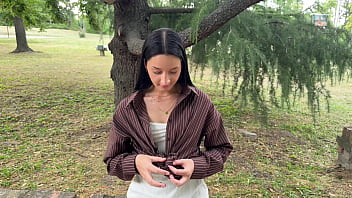 Meeting a sexy girl in the park turns into hot rough fucking