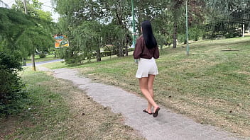 Meeting a sexy girl in the park turns into hot rough fucking