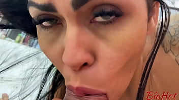 Ela me mamou gostoso enquanto miha esposa fudia a bucetinha da safada esse menage rendeu muita putaria gostosa