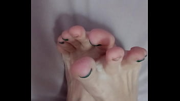 Lick my toes