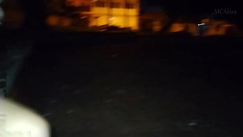 Mc akira se masturbando na praça pública