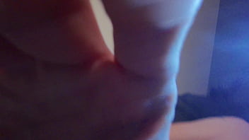 Masturbation pour la première fois avec mon drone en mode stationnaire