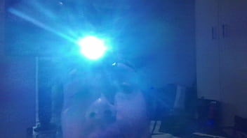 Masturbation pour la première fois avec mon drone en mode stationnaire