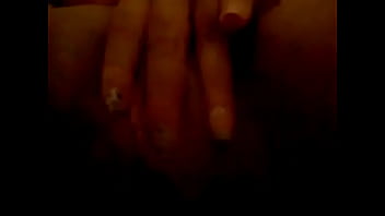 Morena mostrando ppk