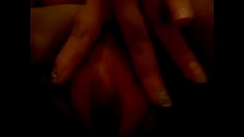 Morena Mostrando Ppk thumbnail