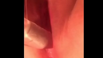 Amateur bonnie bowton teases and stretches tight pussy to orgasm closeup