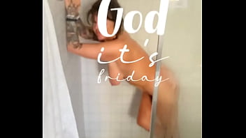 Its friday are you ready thehotgilftour what are you ladies doing this weekend drop pics