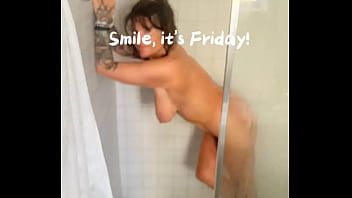 Its friday are you ready thehotgilftour what are you ladies doing this weekend drop pics