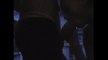 Babe takes it up her cuch